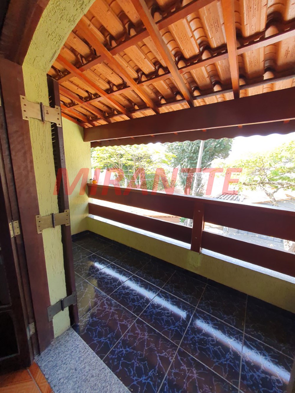 Sobrado de 234m² com 2 quartos em Bortolândia