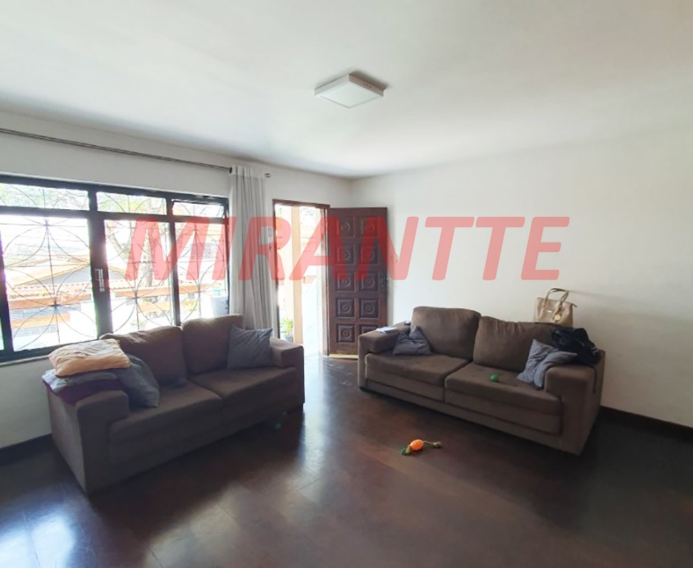 Sobrado de 234m² com 2 quartos em Bortolândia