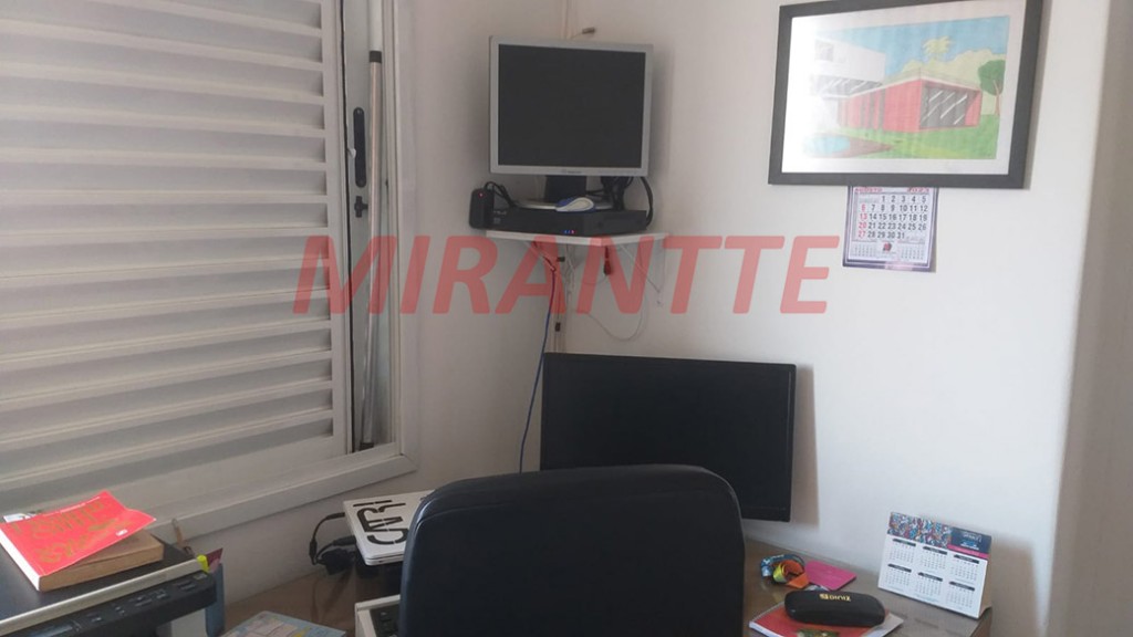 Sobrado com 3 quartos em Parque Vitória