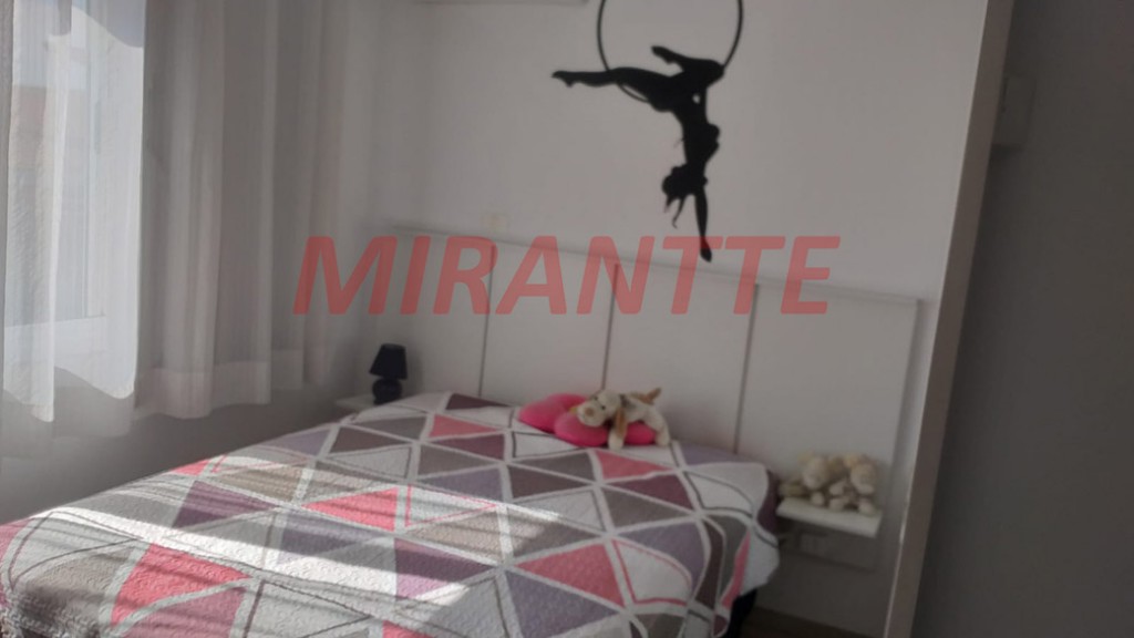 Sobrado com 3 quartos em Parque Vitória