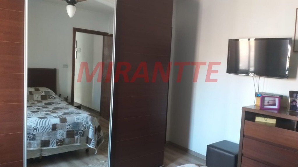 Sobrado com 3 quartos em Parque Vitória