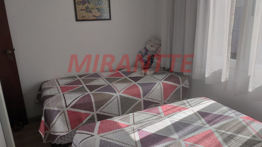Sobrado com 3 quartos em Parque Vitória