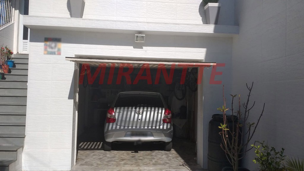 Sobrado com 3 quartos em Parque Vitória
