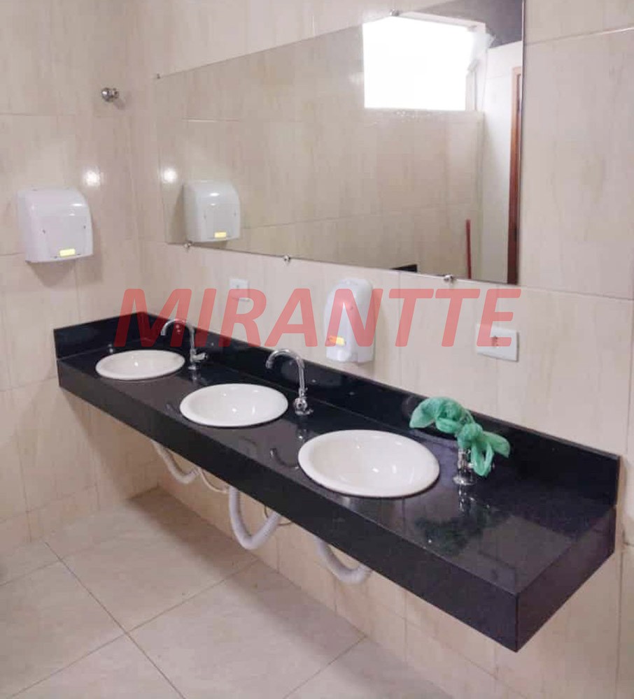 Comercial de 157m² em Mikail II