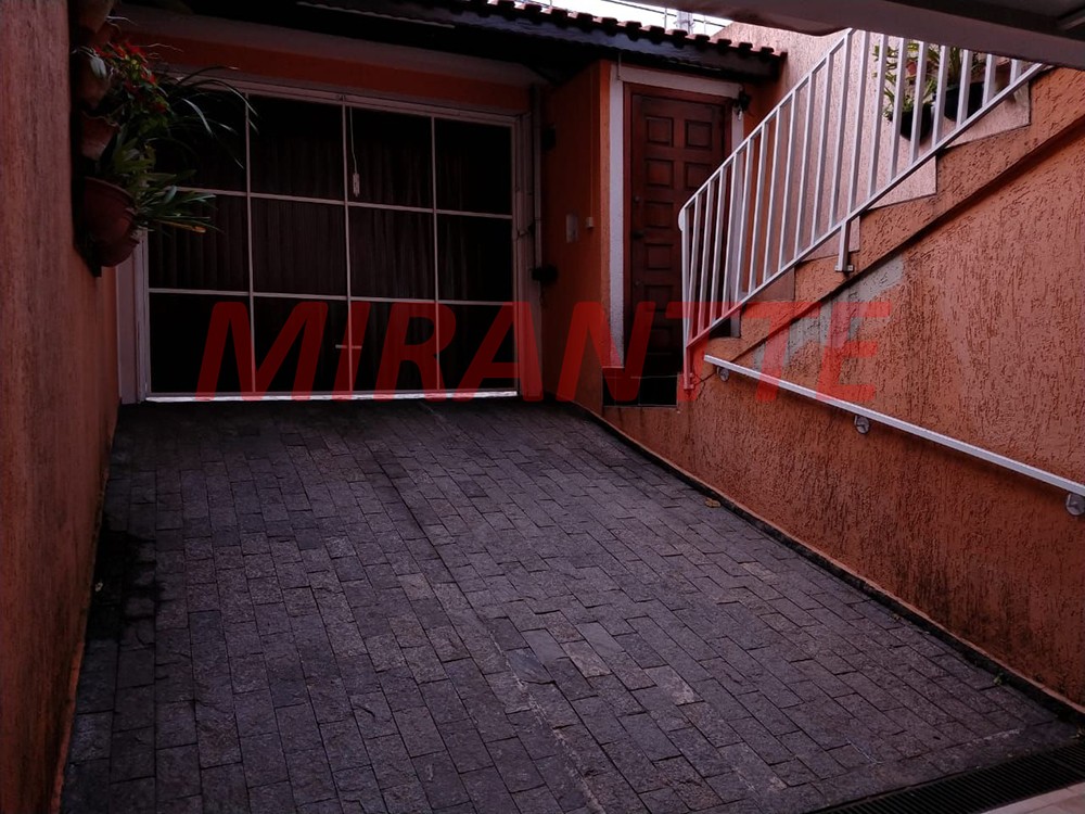 Sobrado de 259m² com 255 quartos em Jardim Vila Galvão