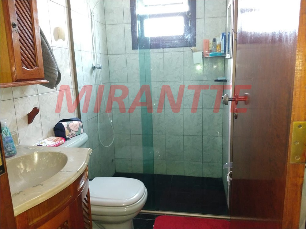 Sobrado de 259m² com 255 quartos em Jardim Vila Galvão