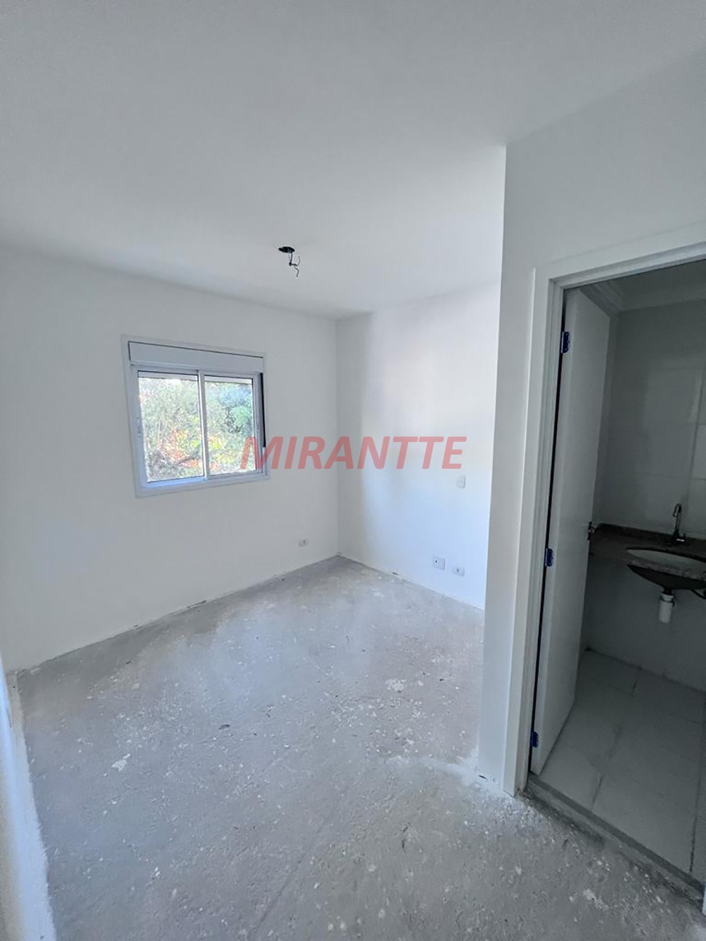 Apartamento de 68m² com 3 quartos em Santana