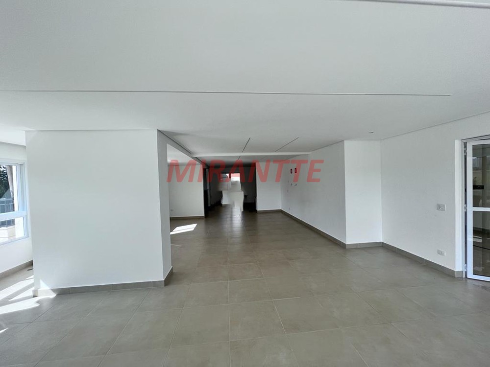 Apartamento de 68m² com 3 quartos em Santana