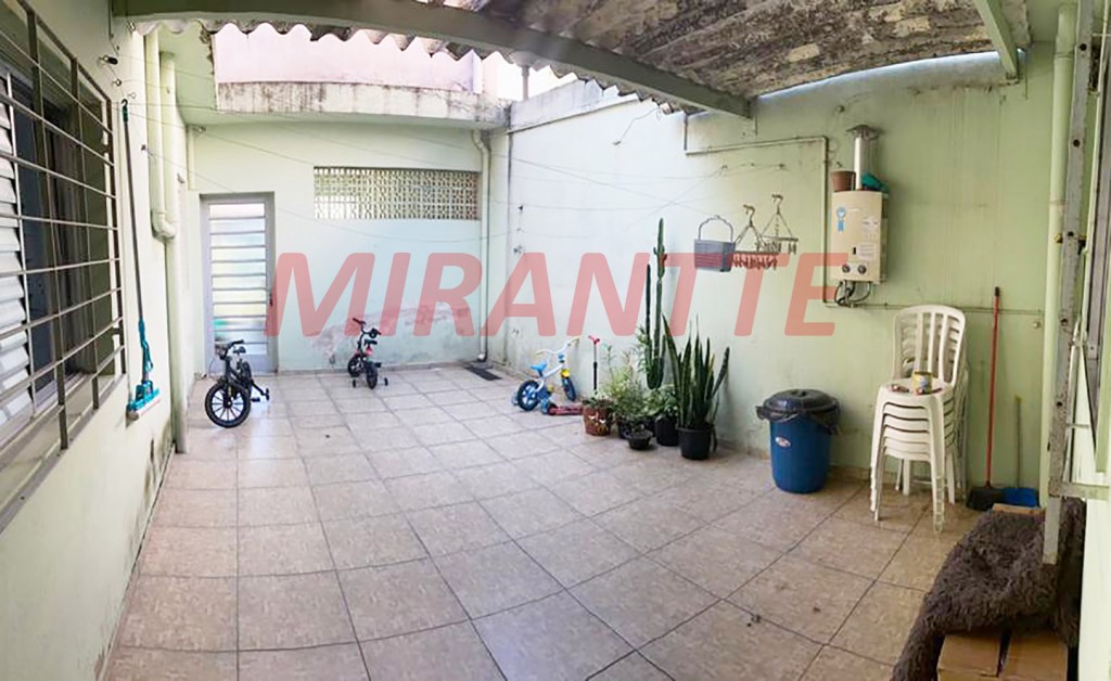 Sobrado de 234m² com 5 quartos em Vila Galvão