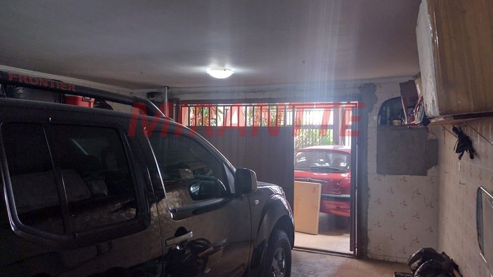 Sobrado de 200m² com 3 quartos em Vila Gustavo
