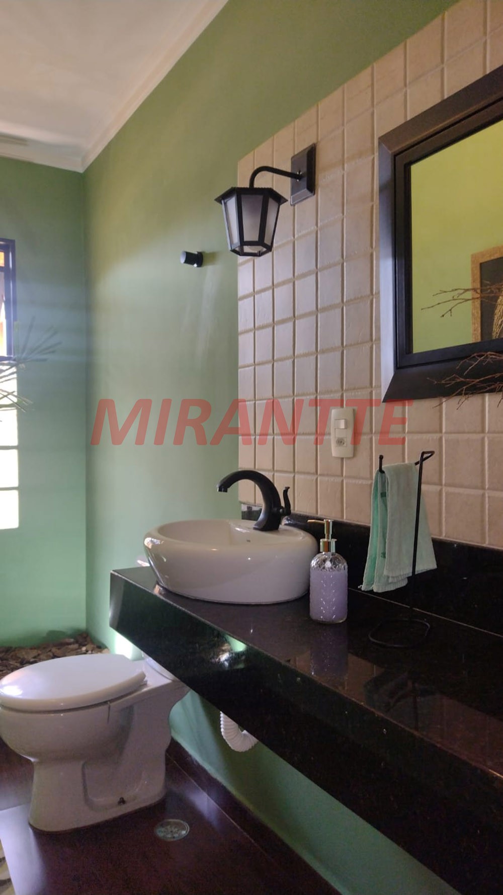 Sobrado de 200m² com 3 quartos em Vila Gustavo