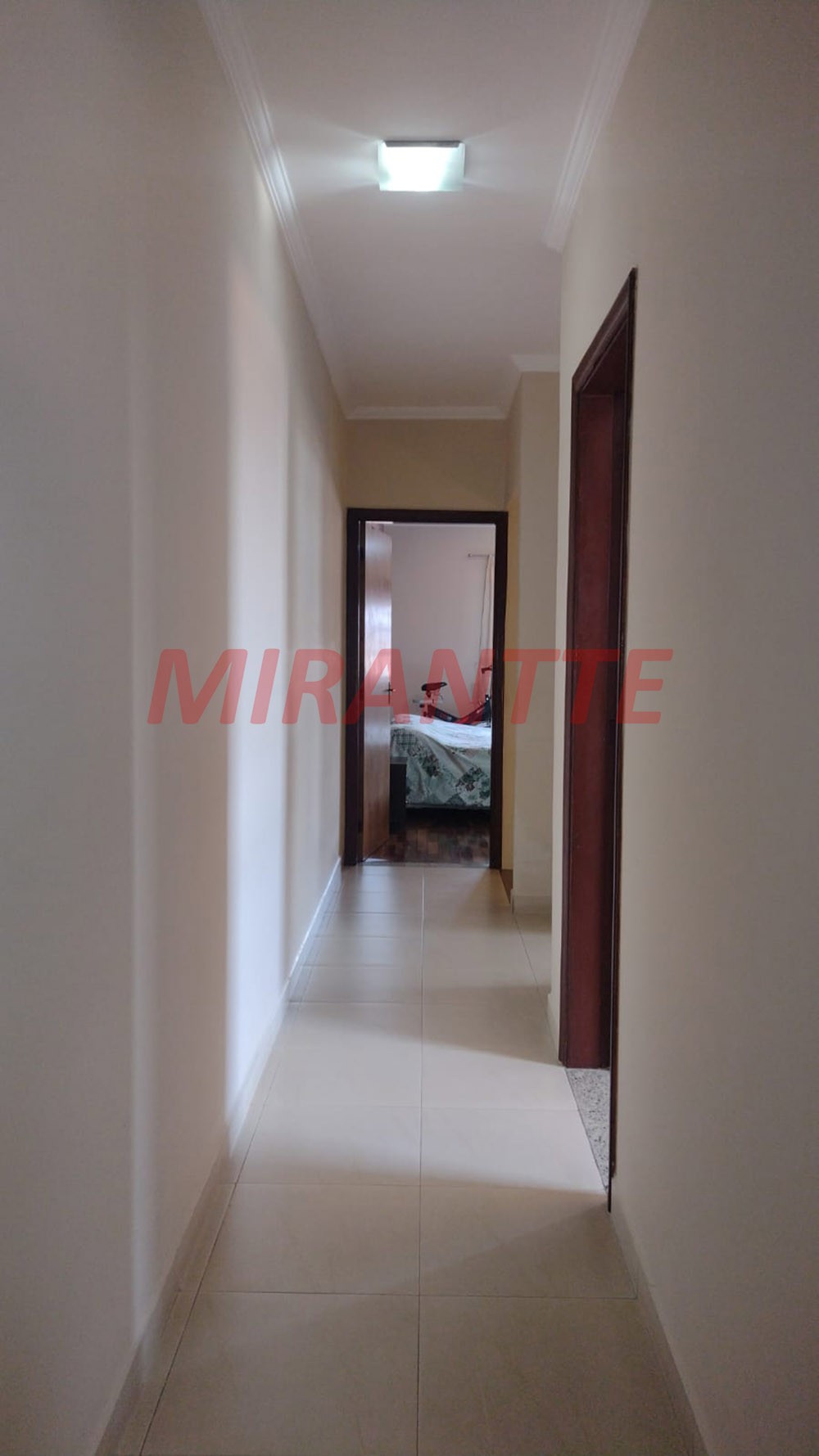 Sobrado de 200m² com 3 quartos em Vila Gustavo