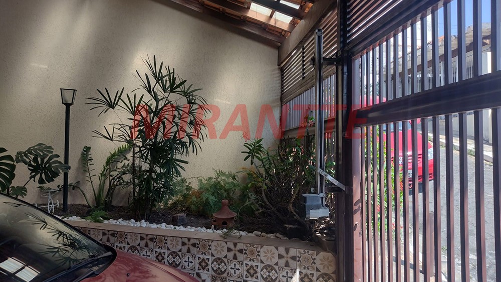 Sobrado de 200m² com 3 quartos em Vila Gustavo