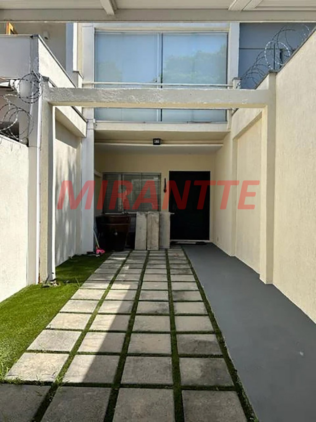 Sobrado de 98m² com 2 quartos em Jardim Europa