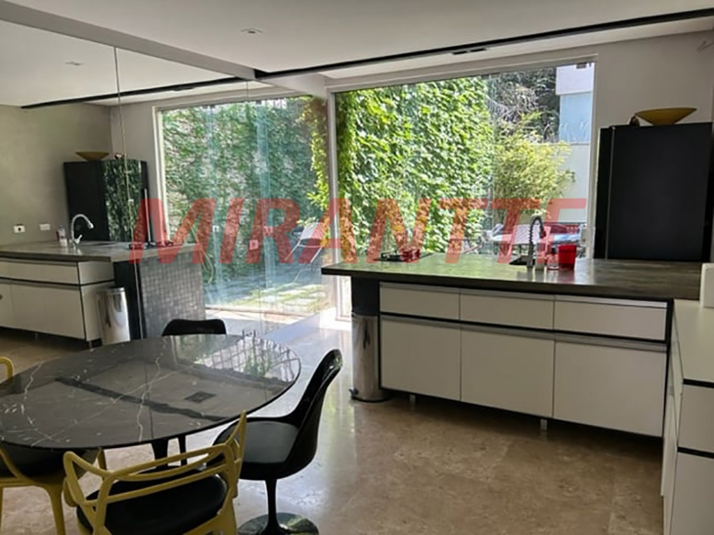 Sobrado de 98m² com 2 quartos em Jardim Europa