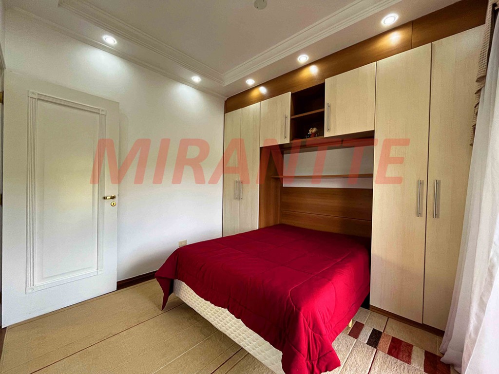 Cond. fechado de 250m² com 5 quartos em Serra da Cantareira