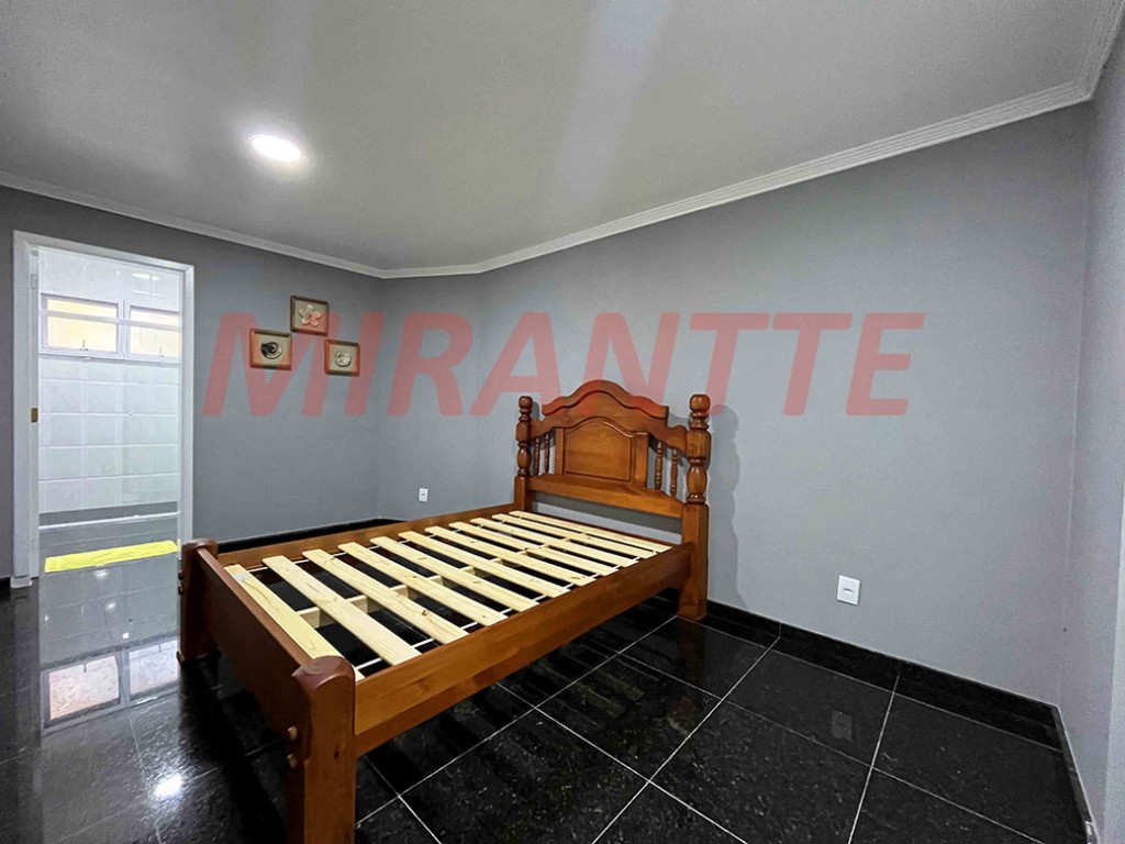 Cond. fechado de 250m² com 5 quartos em Serra da Cantareira