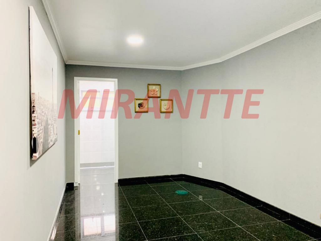 Cond. fechado de 250m² com 5 quartos em Serra da Cantareira