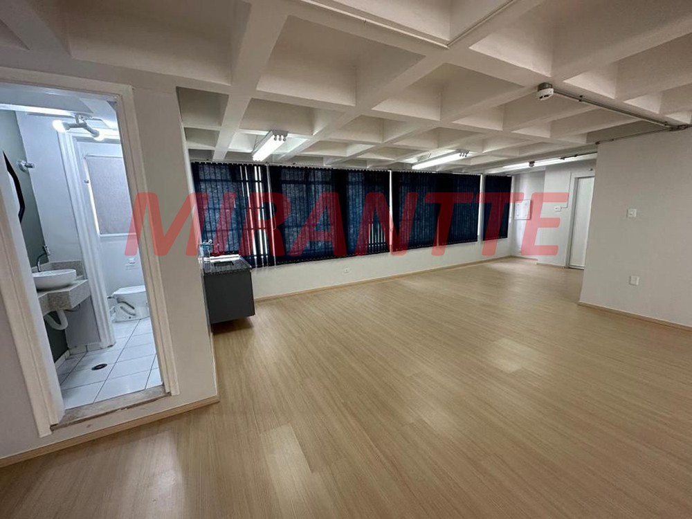 Conjunto comercial de 111.66m² em Centro