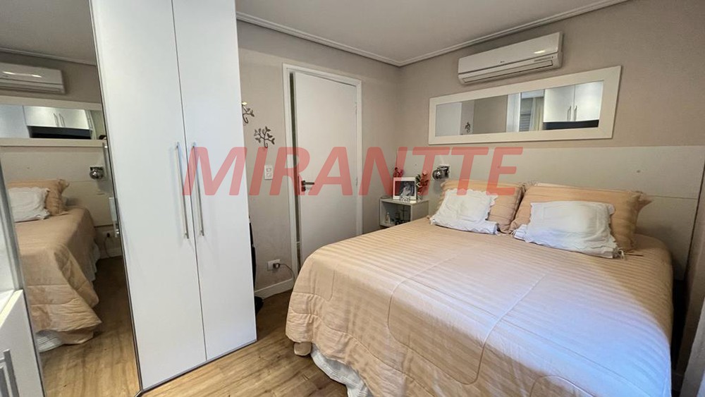 Sobrado de 127m² com 2 quartos em Jardim Santa Inês