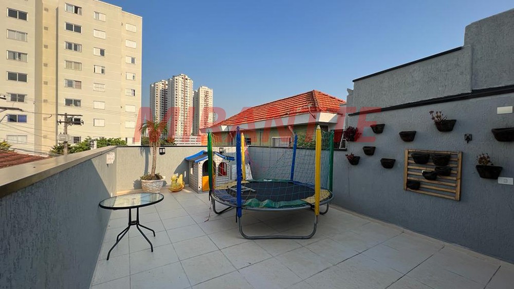 Sobrado de 127m² com 2 quartos em Jardim Santa Inês