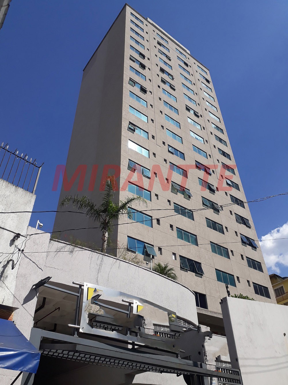 Comercial de 30m² em Santana