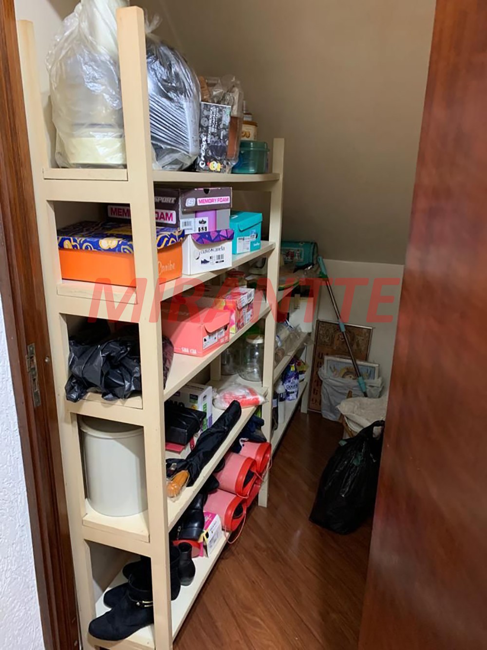 Sobrado de 189m² com 3 quartos em Parada Inglesa