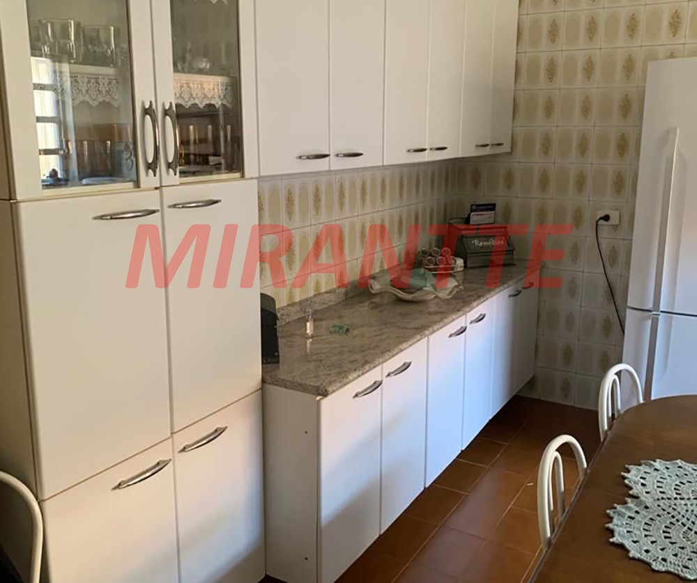 Sobrado de 189m² com 3 quartos em Parada Inglesa