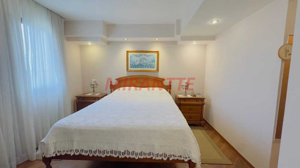 Apartamento de 105m² com 3 quartos em Santana