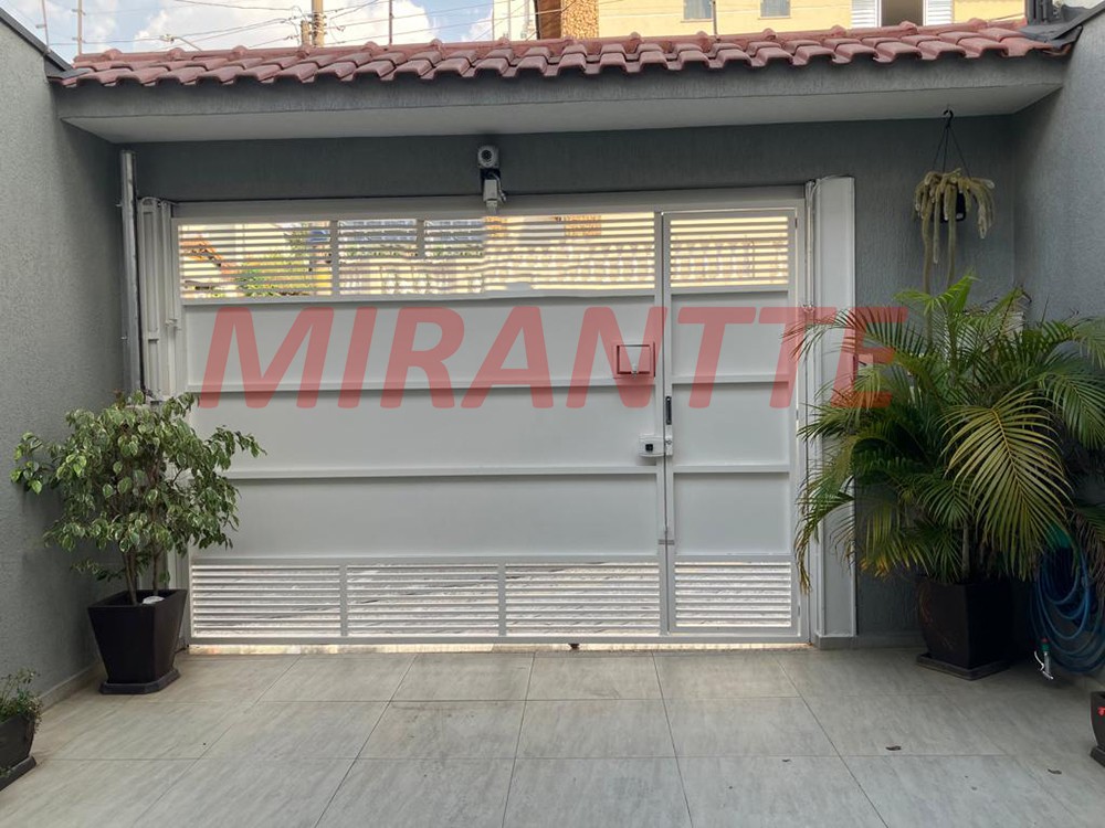 Sobrado de 156m² com 3 quartos em Santa Teresinha