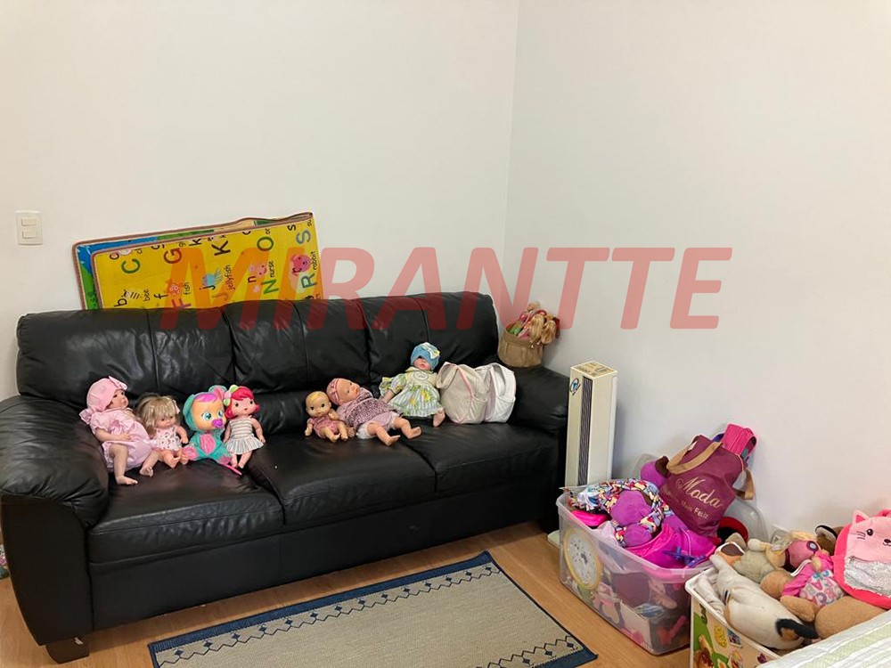 Sobrado de 156m² com 3 quartos em Santa Teresinha
