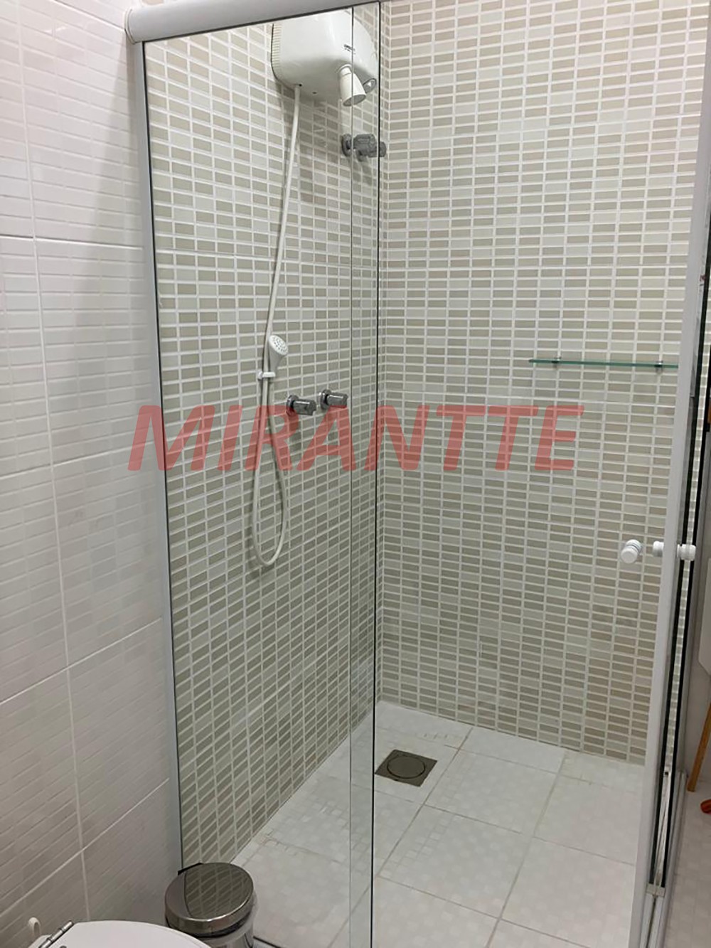 Sobrado de 156m² com 3 quartos em Santa Teresinha