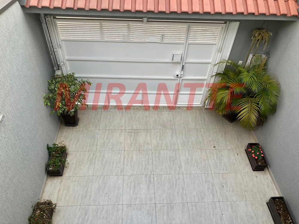 Sobrado de 156m² com 3 quartos em Santa Teresinha