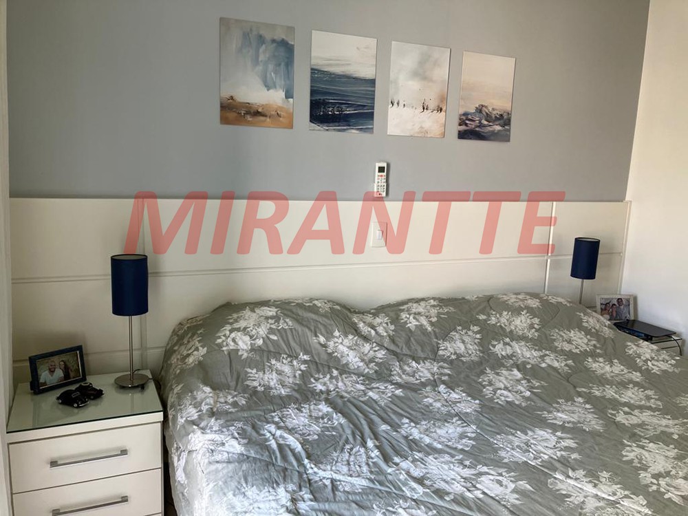 Sobrado de 156m² com 3 quartos em Santa Teresinha