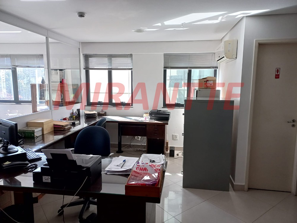 Conjunto comercial de 50m² em Santana