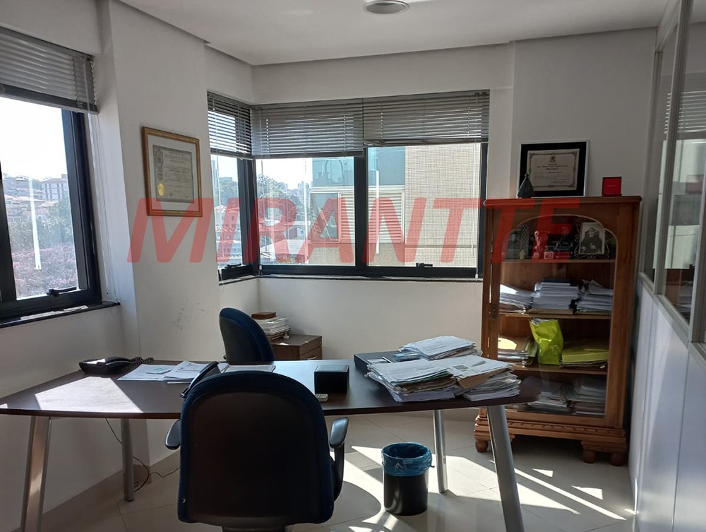 Conjunto comercial de 50m² em Santana