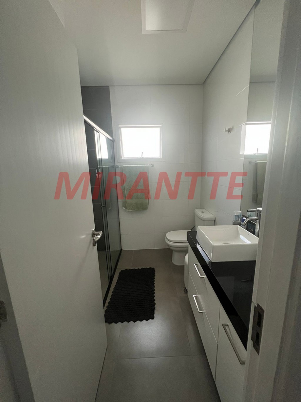 Sobrado de 282m² com 4 quartos em Tremembe