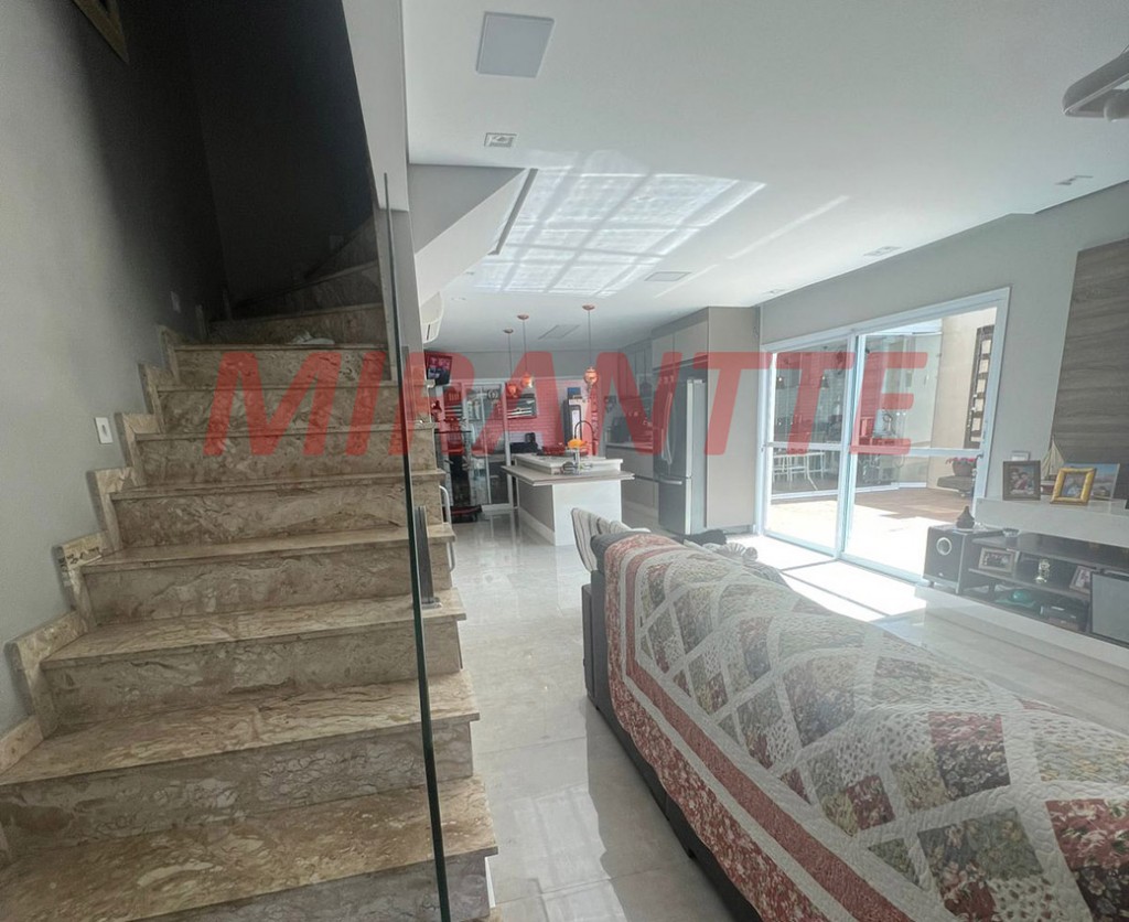Sobrado de 282m² com 4 quartos em Tremembe