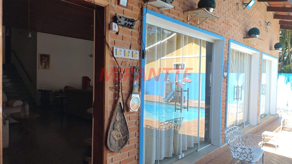 Casa terrea de 650m² com 4 quartos em Serra Da Cantareira