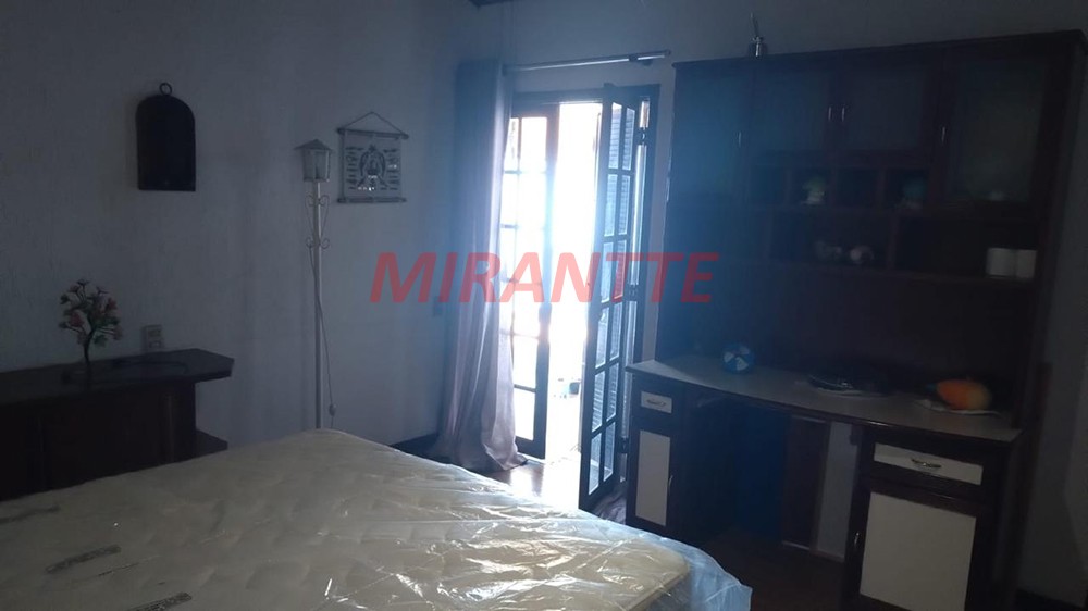 Casa terrea de 650m² com 4 quartos em Serra Da Cantareira