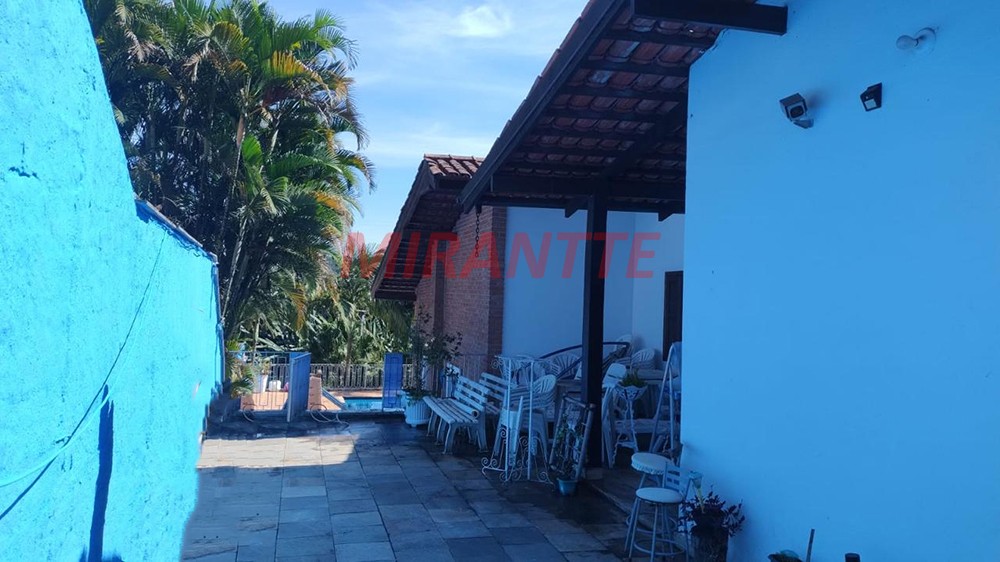 Casa terrea de 650m² com 4 quartos em Serra Da Cantareira