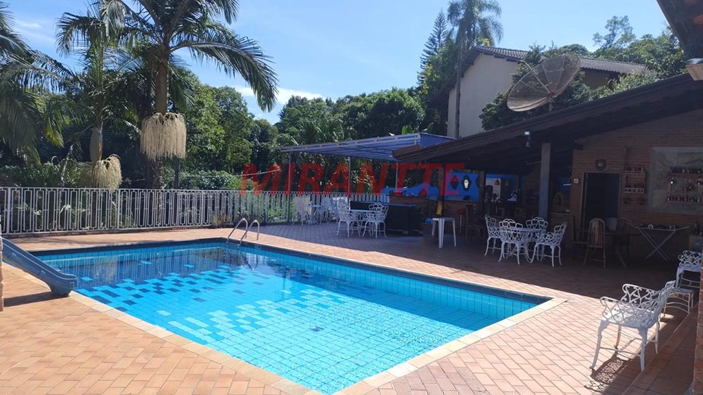 Casa terrea de 650m² com 4 quartos em Serra Da Cantareira