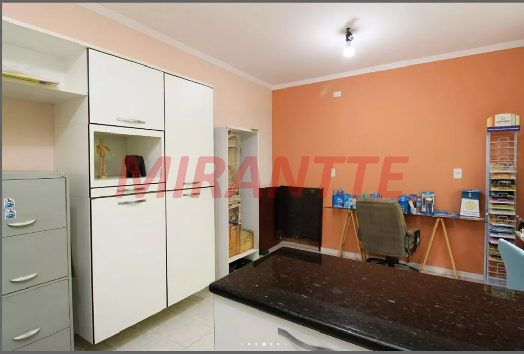Sobrado com 3 quartos em Jardim Leonor Mendes De Barros