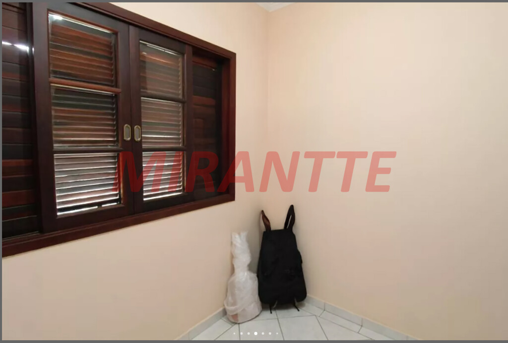 Sobrado com 3 quartos em Jardim Leonor Mendes De Barros