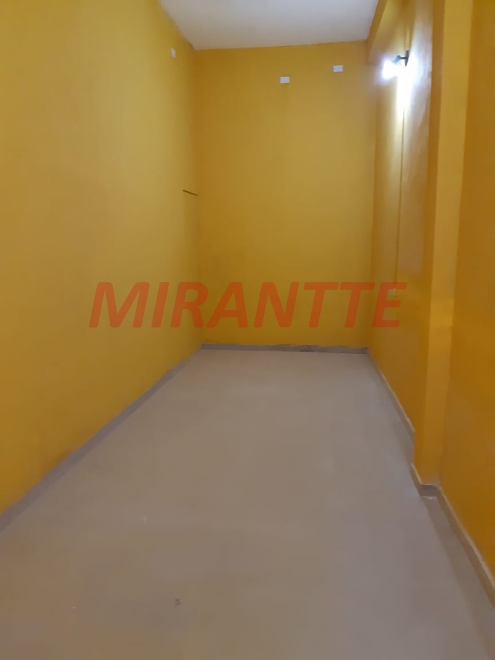 Casa terrea de 500m² com 6 quartos em Recanto feliz