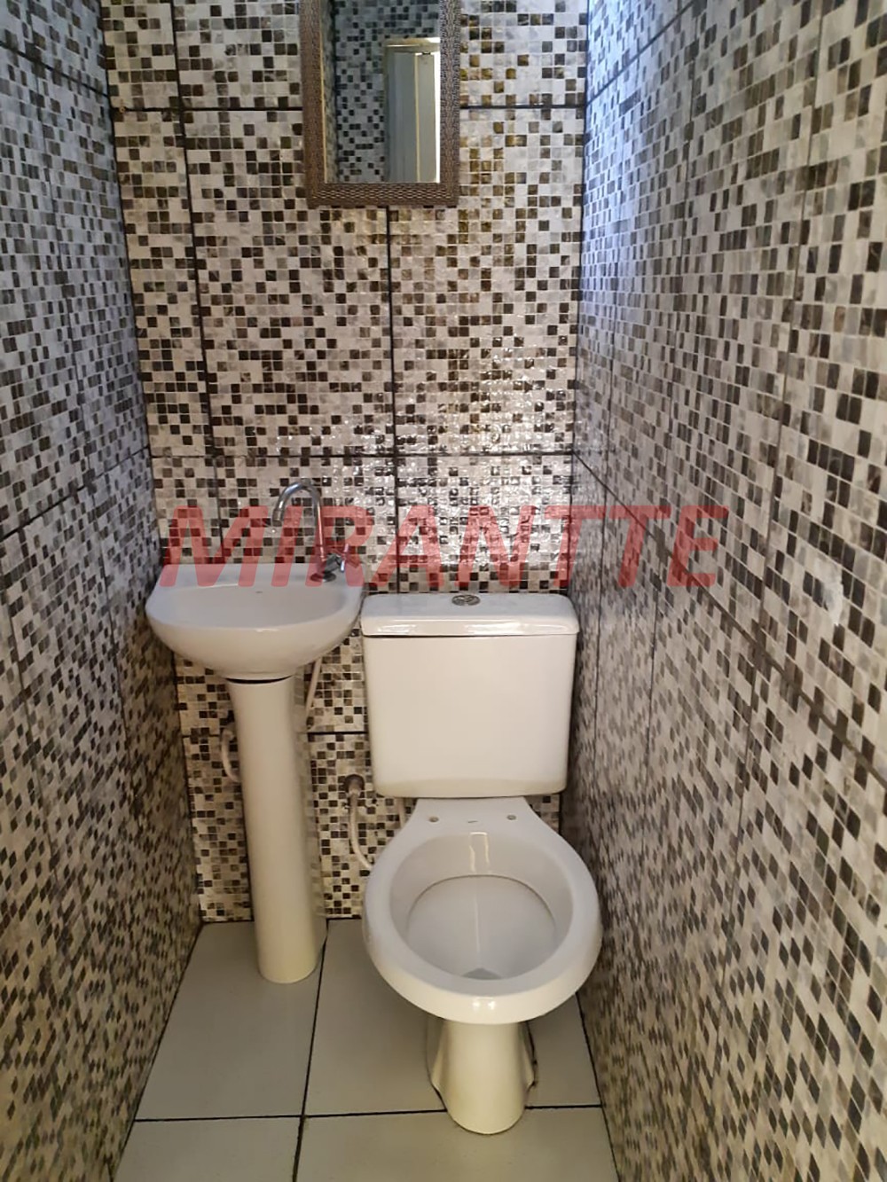 Casa terrea de 500m² com 6 quartos em Recanto feliz