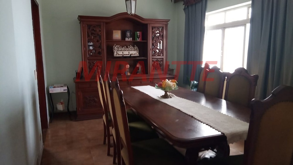 Sobrado de 208m² com 3 quartos em Jardim Virginia Bianca
