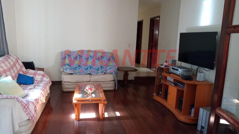 Sobrado de 208m² com 3 quartos em Jardim Virginia Bianca