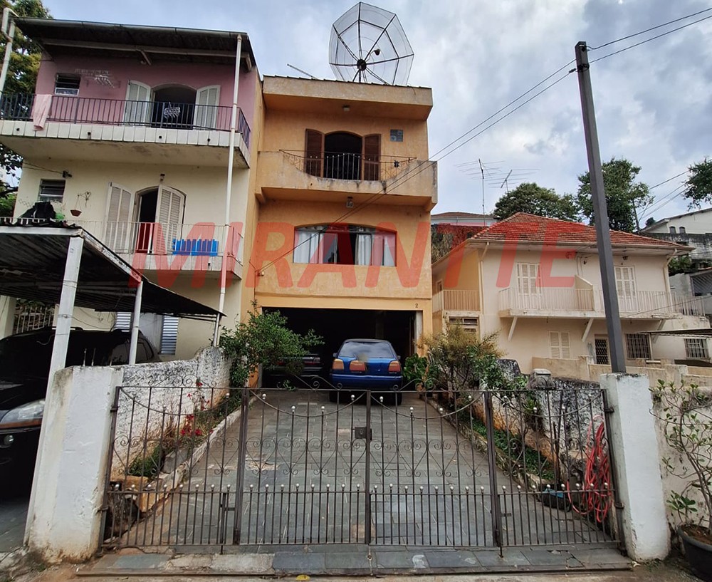 Sobrado de 250m² com 3 quartos em Santana