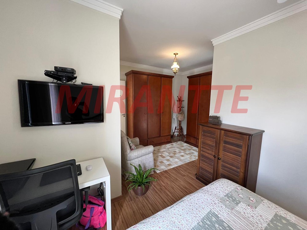 Sobrado de 137m² com 3 quartos em Vila Nova Mazzei